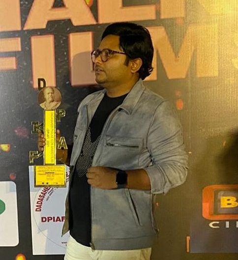 निर्माता सुमित कुमार को मिला बेस्ट प्रोड्यूसर का दादा साहेब फाल्के आइकॉन अवार्ड फ़िल्मस