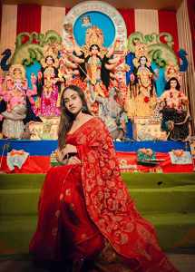 Sreejita Bhattacharjee Visits Durga Pooja Pandal In Her Hometown Agartala