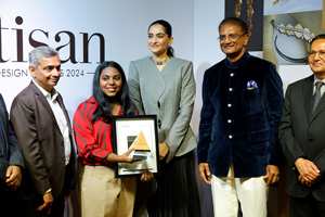 Actress & Style Icon Sonam Kapoor Graces The 7th Artisan Jewellery Design Awards Held In Mumbai